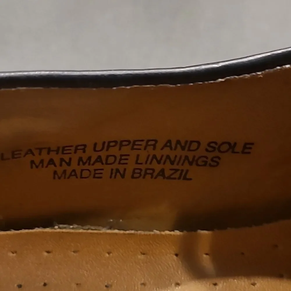 Stacy Adam's  SZ 10.5 M comfort flex leather shoes, made in Brazil,  black